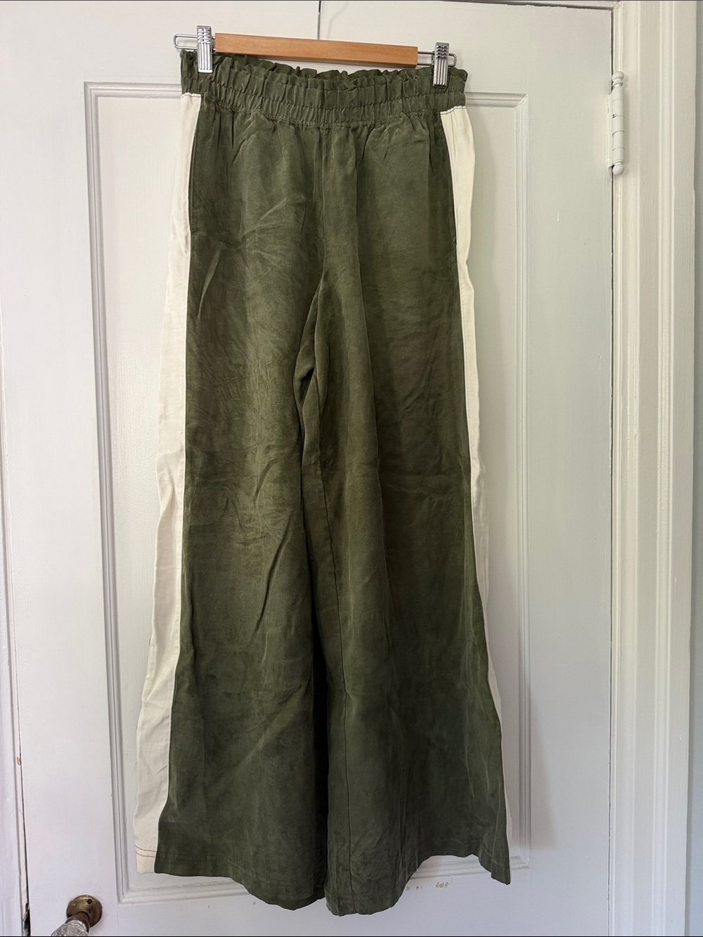 Wide Leg Colorblock Pants in Olive Green and Cream